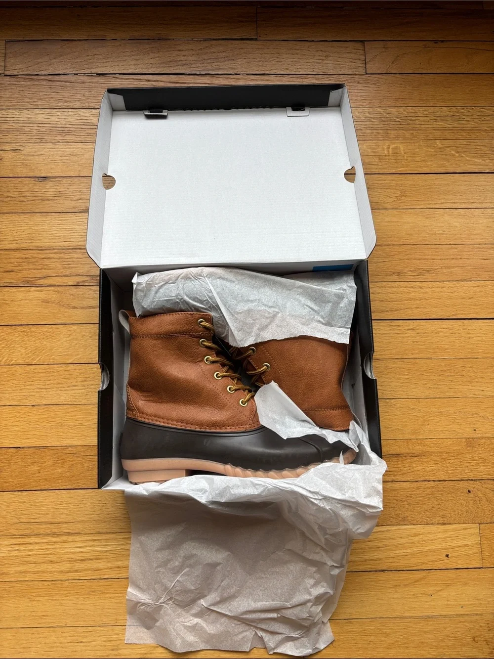 NWT London Fog Duck Boots Men size 10